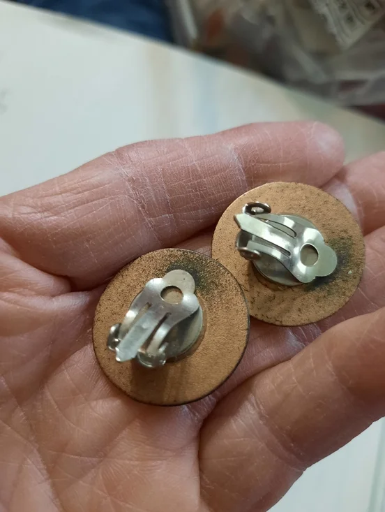 Gold-Tone Blue Stone Button Earrings Vintage 80's - Picture 3 of 7